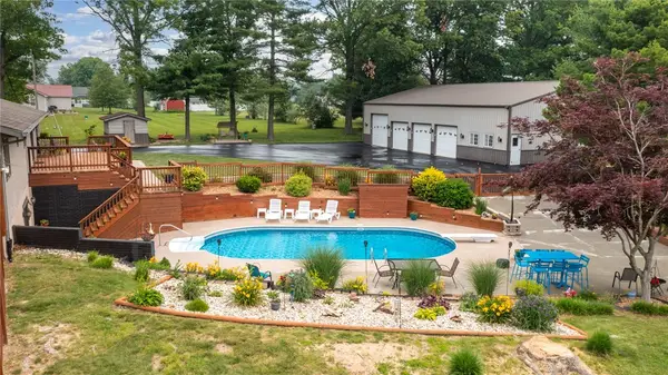 14480 N 1025th Street, Effingham, IL 62401