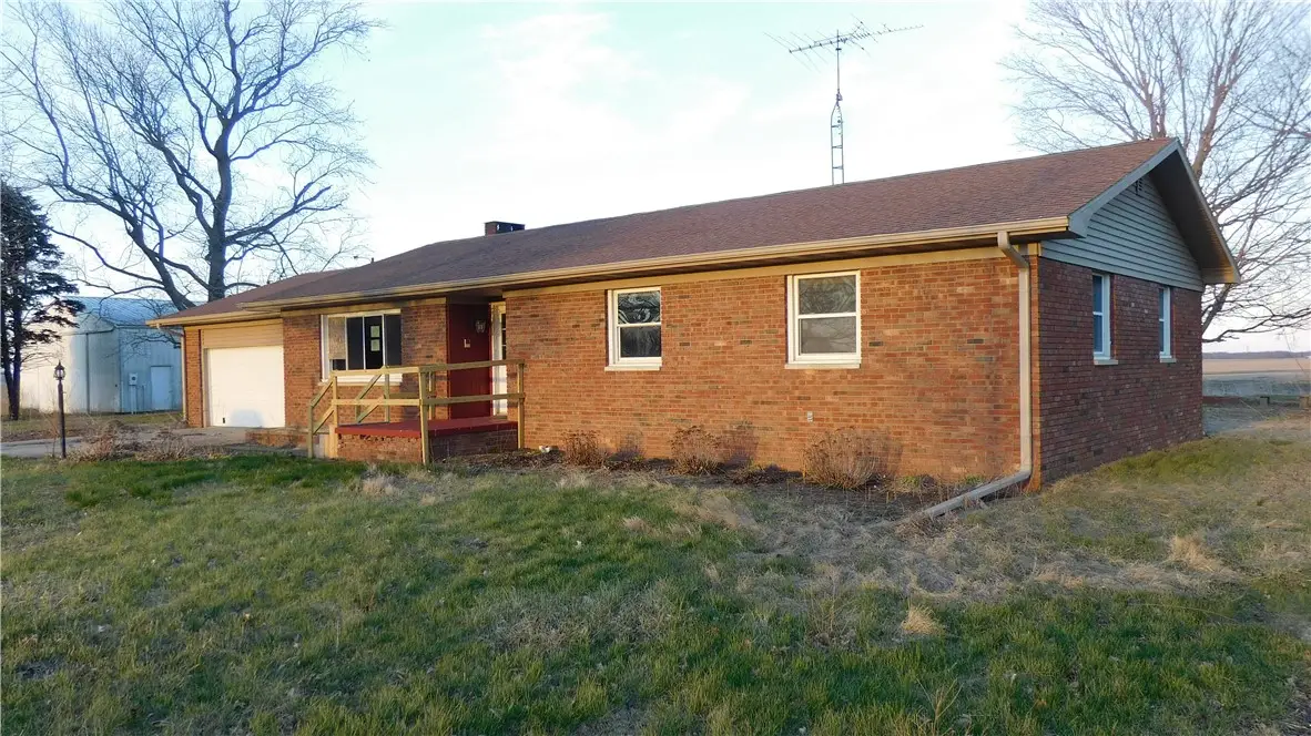 2371 N 1860 East Road, Love, IL 61870 - #1