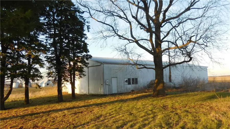 2371 N 1860 East Road, Love, IL 61870 - #3
