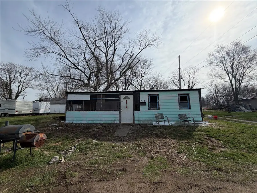 538 Austin Street, Paris, IL 61944 - #2