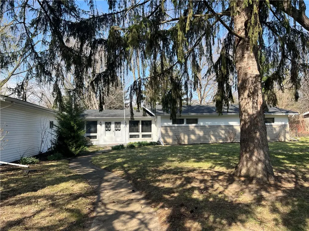 288 W Brown Avenue, Decatur, IL 62526 - #1