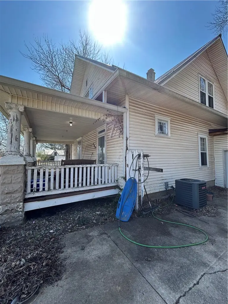 105 Randall Street, Martinsville, IL 62442 - #3
