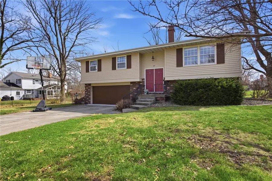 616 Warren Avenue, Charleston, IL 61920 - #2