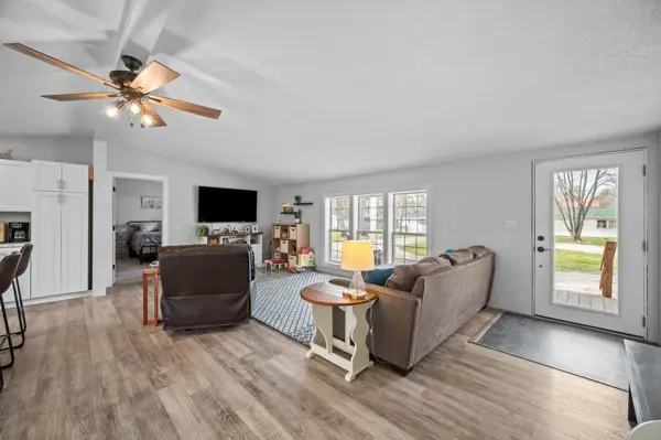 101 Archer Avenue, Marshall, IL 62441 - #2