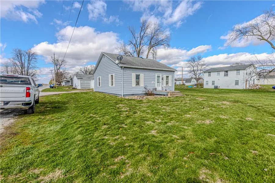 6090 Public Road, Macon, IL 62544 - #3