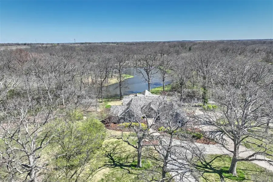 996 Twin Lakes Road, Decatur, IL 62522 - #2