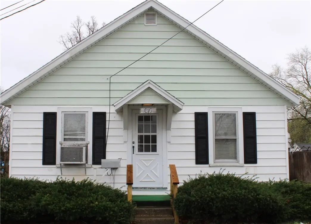 610 W South 9th Street, Shelbyville, IL 62565 - #1