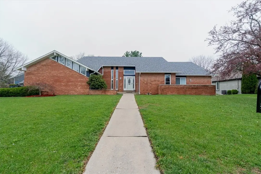 723 Stevens Creek Boulevard, Forsyth, IL 62535 - #1