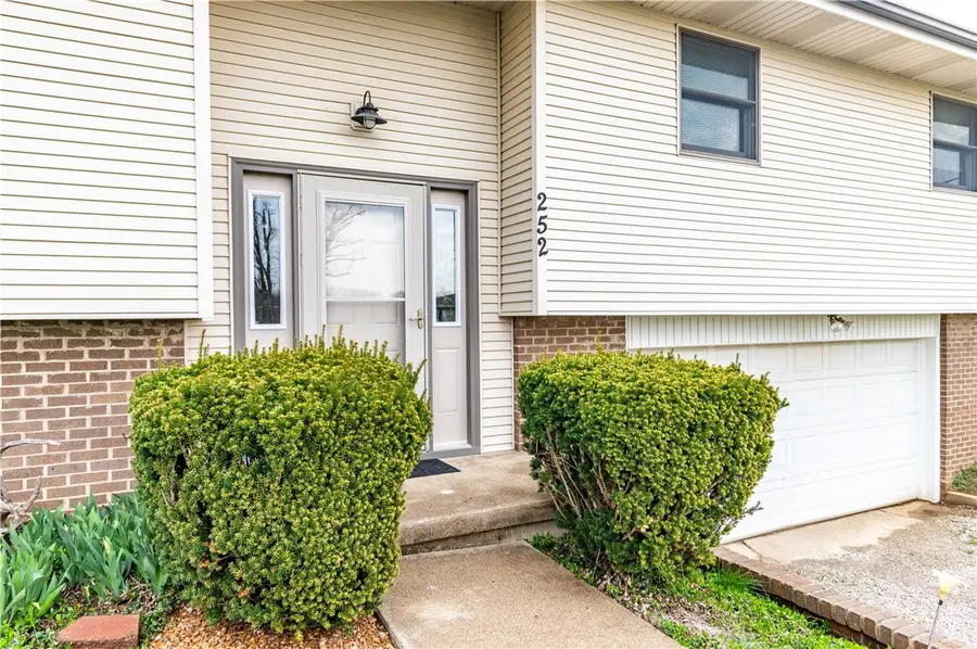 252 Shepard Drive, Decatur, IL 62521 - #2