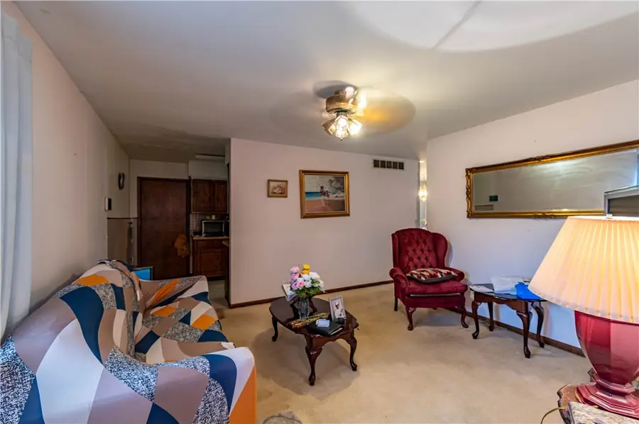 2099 Barding Avenue, Decatur, IL 62526 - #3