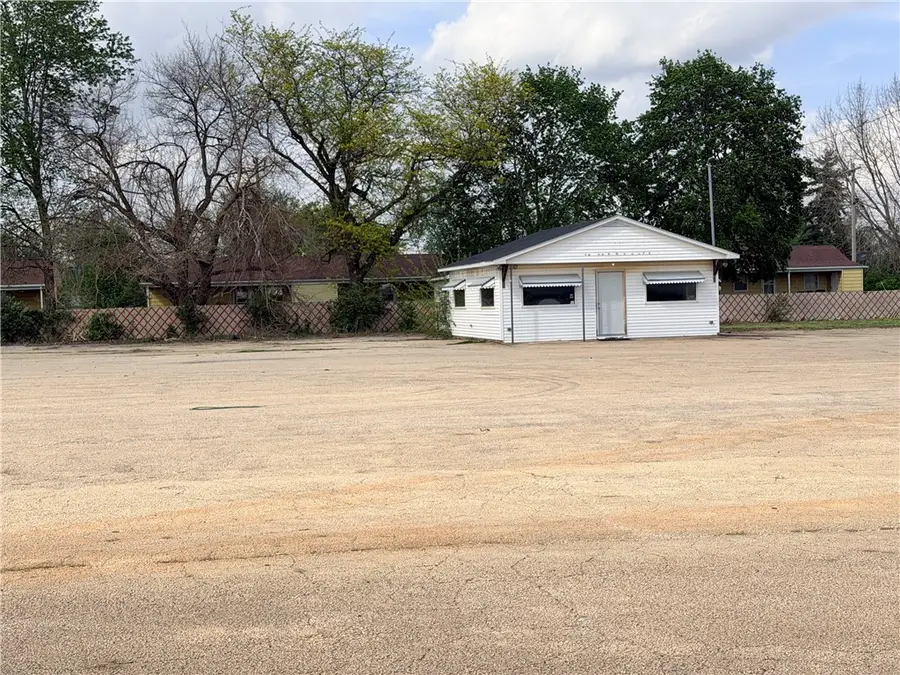 5 S. Henning Road, Danville, IL 61832 - #3