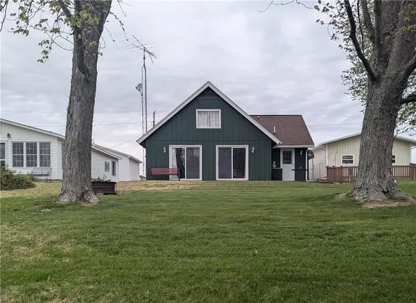 10 Clear Creek Drive, Neoga, IL 62447