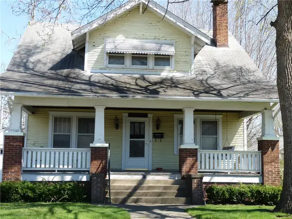 11 Delaware Avenue, Danville, IL 61832