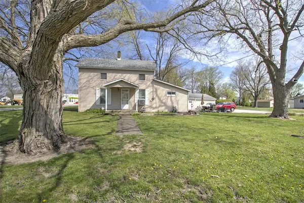 286 Fremont Street, Bement, IL 61813