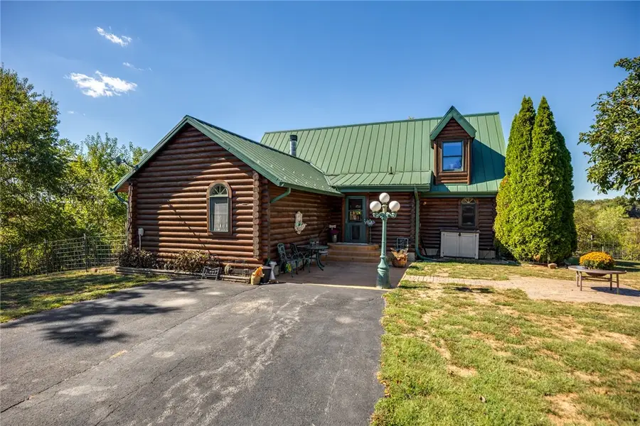 1606 County Highway 11, Beecher City, IL 62414 - #2