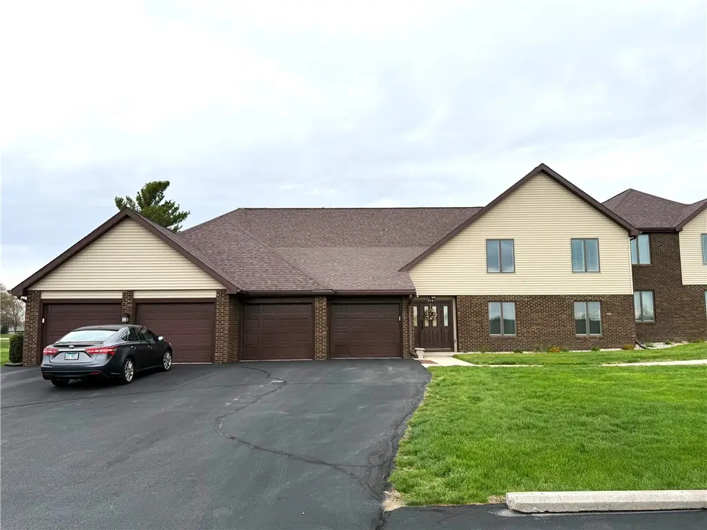 5 Greenbriar Drive #1, Mattoon, IL 61938 - #1