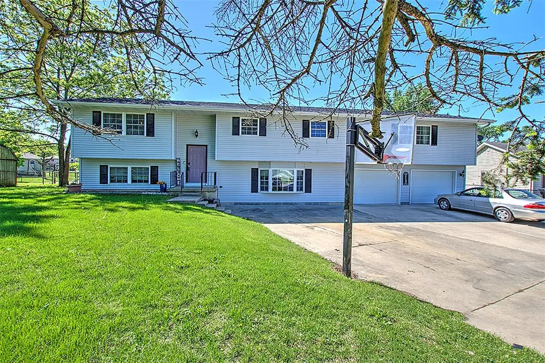720 Pine Court, Mount Zion, IL 62549 - #1