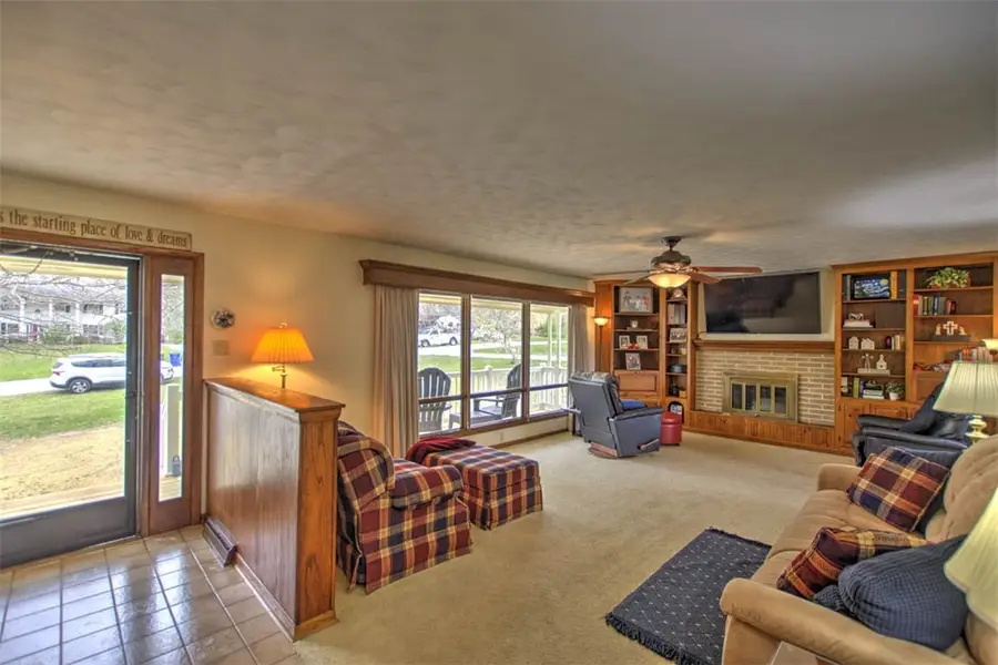 3224 Greenlake Drive, Decatur, IL 62521 - #3