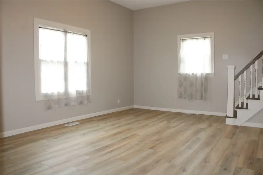 412 W Illinois Street, Assumption, IL 62510 - #2