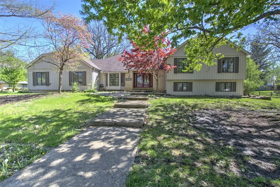 5244 Yavapai Drive, Forsyth, IL 62535 - #1