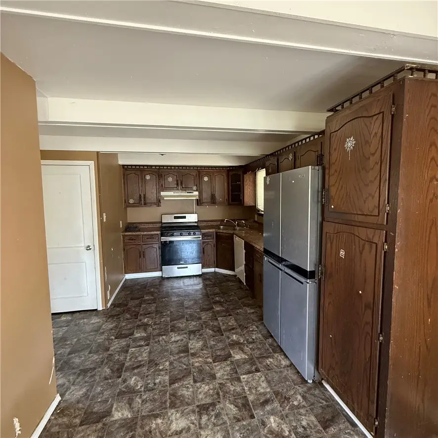 1025 N Wilder Avenue, Decatur, IL 62522 - #3