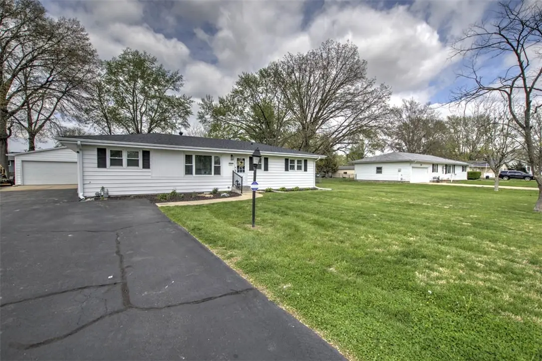 4638 E Hayden Drive, Decatur, IL 62521 - #1