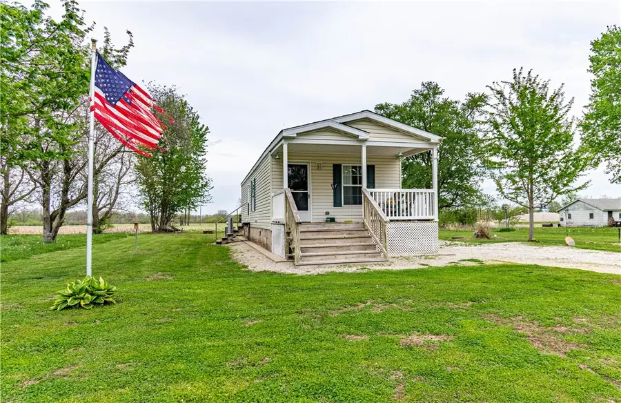 2141 E 790 North Road, Shelbyville, IL 62565 - #3