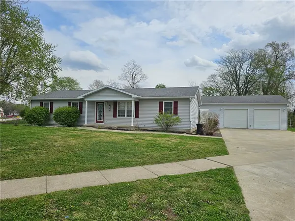 302 S Mill Street, Greenup, IL 62428