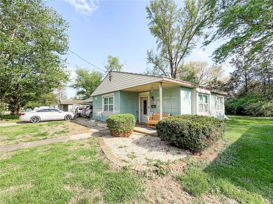 1007-1009 E South Avenue, Olney, IL 62450 - #3