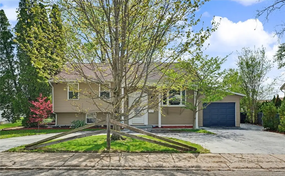 1517 Eastview Avenue, Danville, IL 61832 - #1