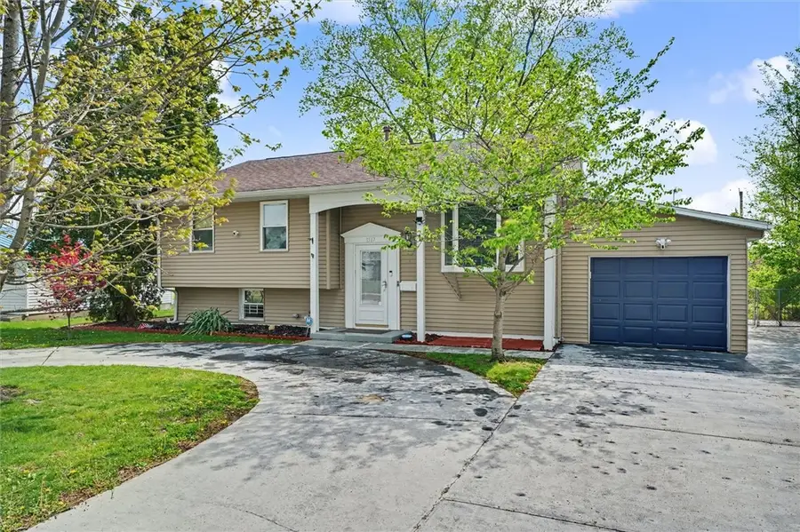 1517 Eastview Avenue, Danville, IL 61832 - #2