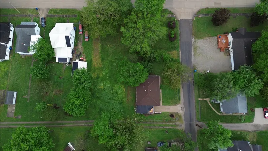 401 & 407 W Chestnut Street, Olney, IL 62450 - #2