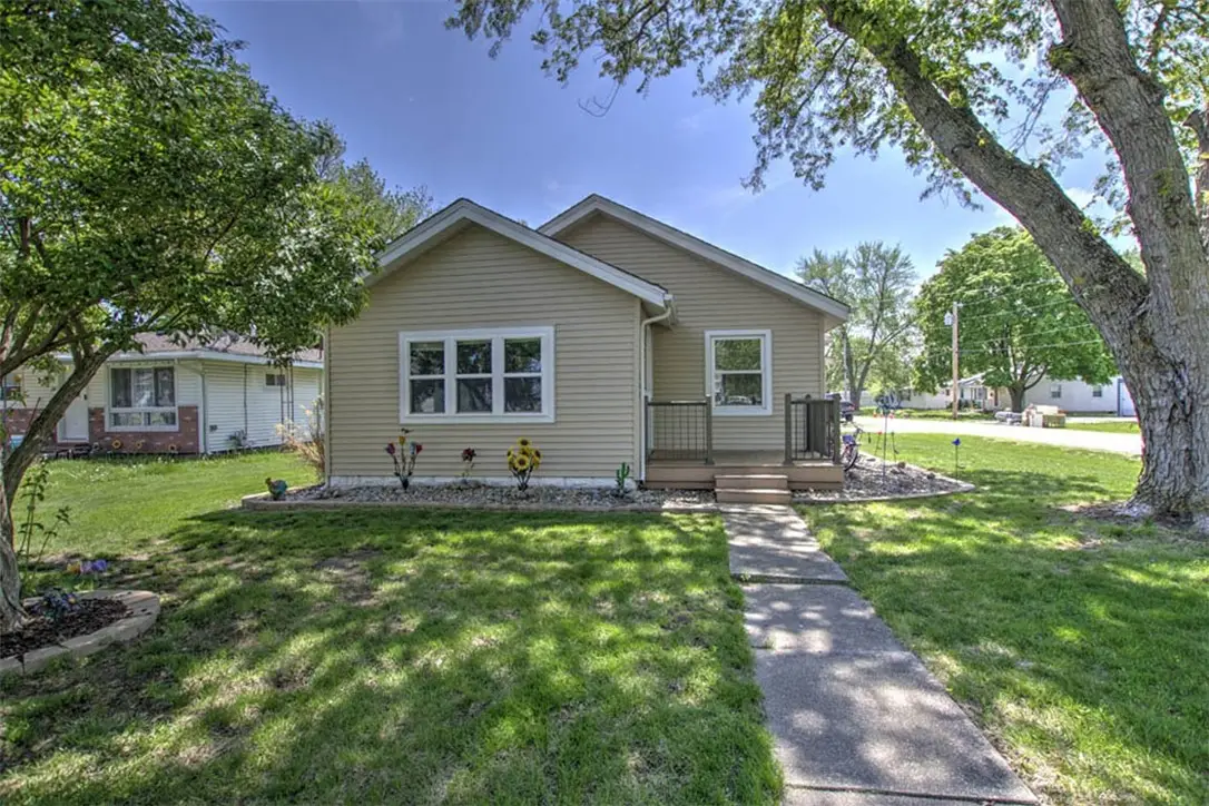 203 E Louis Street, Sullivan, IL 61951 - #1