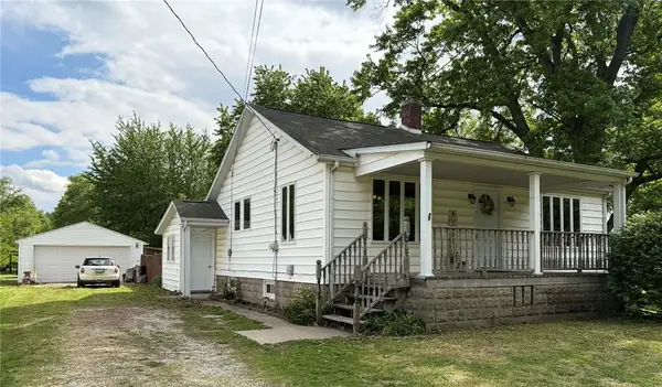 910 Washington Street, Pawnee, IL 62558