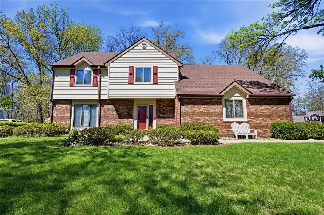 2732 Kimwood Drive, Charleston, IL 61920 - #1