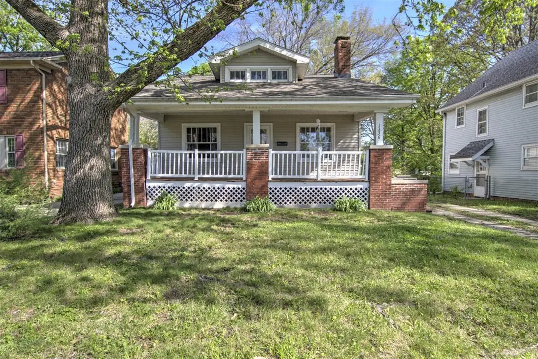 1336 W Riverview Avenue, Decatur, IL 62522 - #1