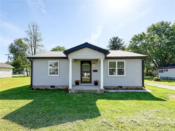 112 NW 4th Street, Casey, IL 62420