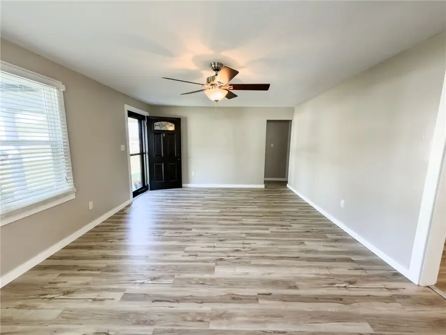 112 NW 4th Street, Casey, IL 62420 - #2