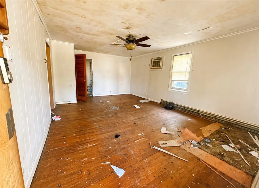 210 N Grant Street, Martinsville, IL 62442 - #2