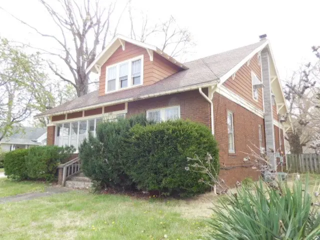 1120 Jefferson Avenue, Charleston, IL 61920 - #1