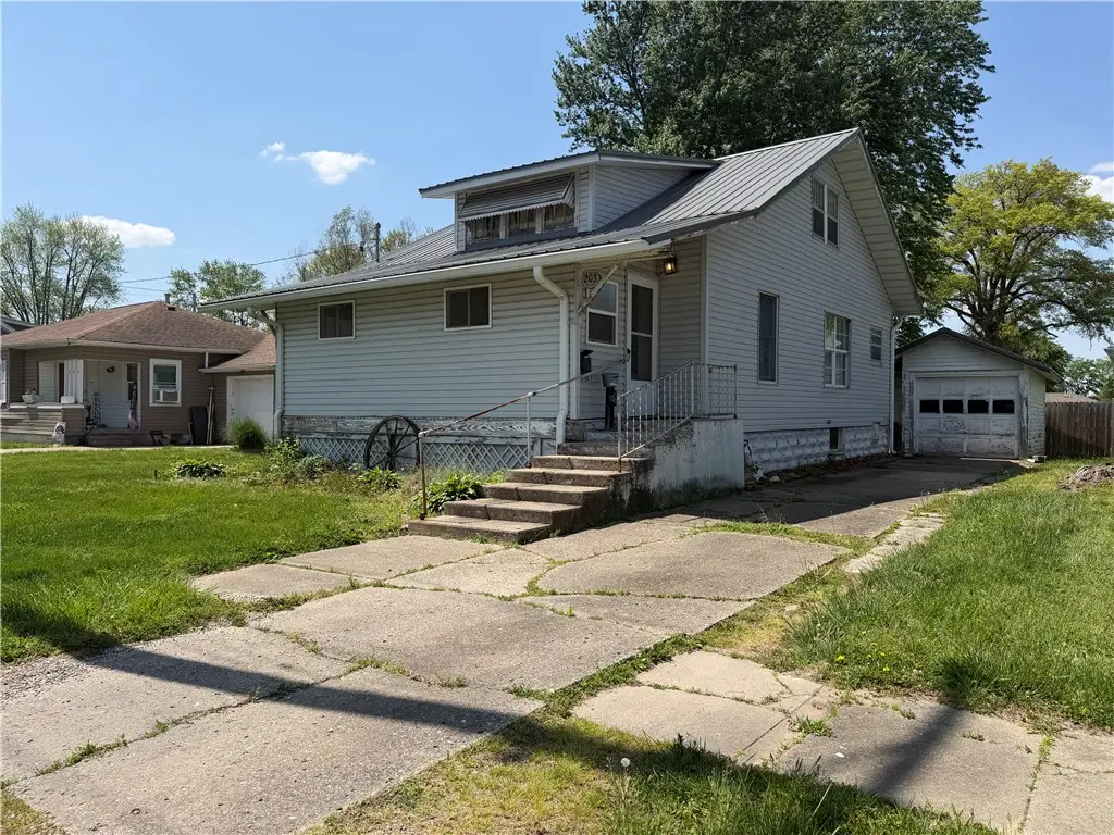 203 S Reed Street, Robinson, IL 62454 - #1