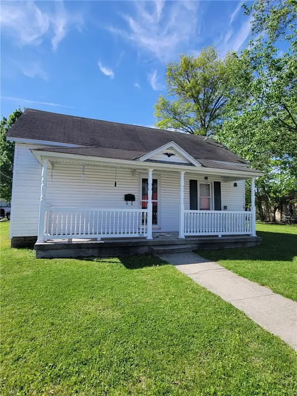 700 W Jourdan Street, Newton, IL 62448