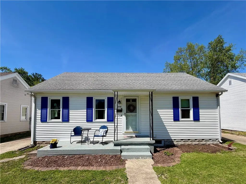 1409 14th Street, Mattoon, IL 61938 - #1