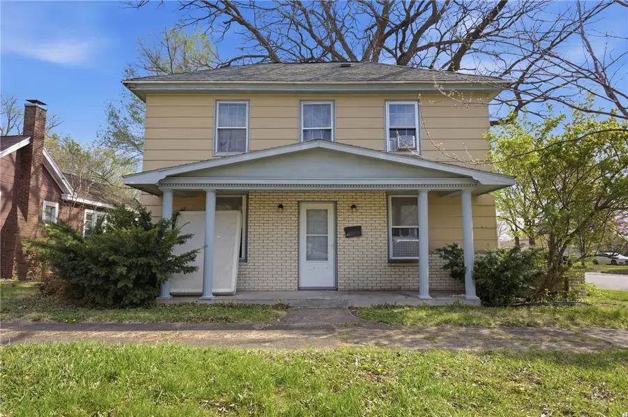 1621 Edgar Avenue, Mattoon, IL 61938 - #2