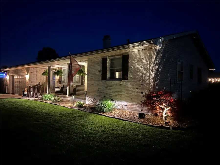 1104 S Madison Street, Sullivan, IL 61951 - #3