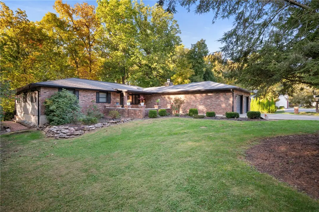 126 Edgewood Drive, Marshall, IL 62441 - #1