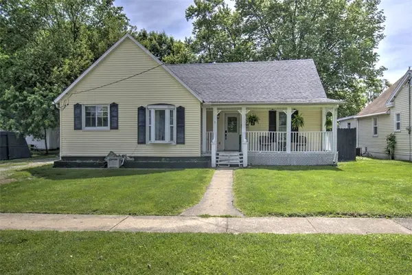 511 Buchanan Drive, Monticello, IL 61856