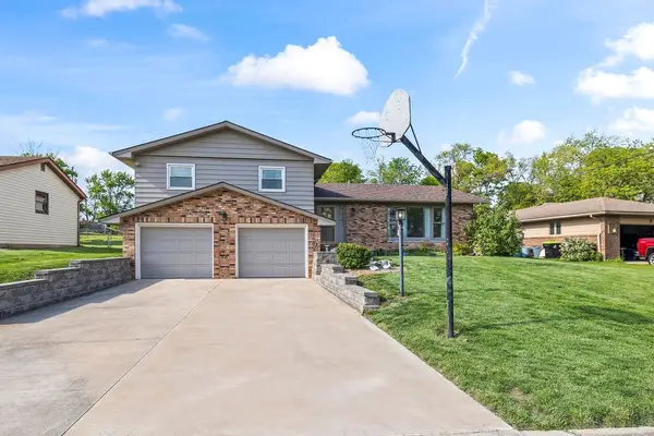 2440 Ivy Lane, Decatur, IL 62521