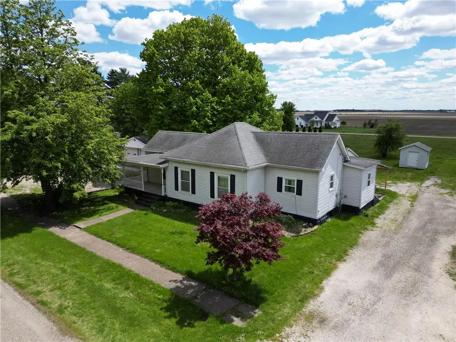 209 Thompson Street, Rossville, IL 60963 - #3