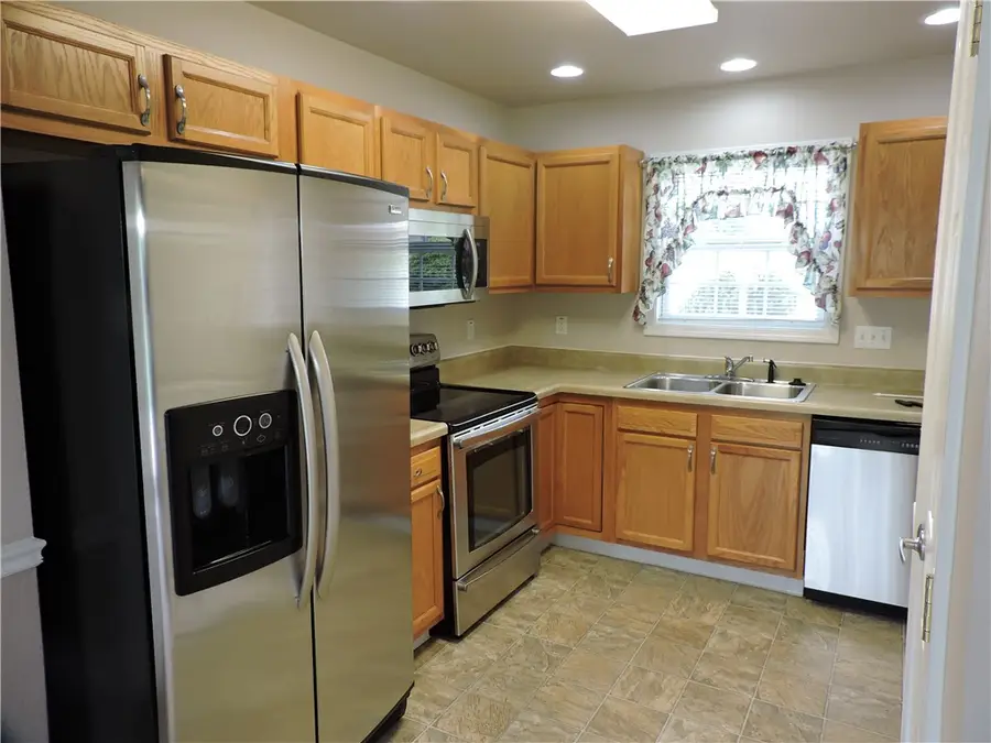 606 Rockway Place, Danville, IL 61832 - #2